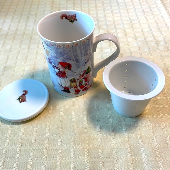 Vintage Summer River Christmas mug,strainer and lid new in box - Picture 1 of 9